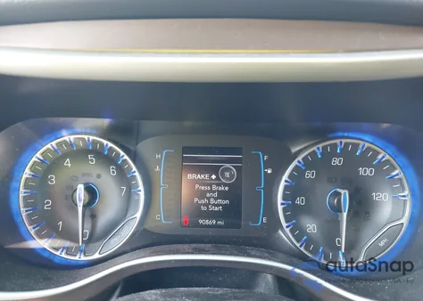 2017 Chrysler Pacifica Touring Plus из США, поврежденный, VIN 2C4RC1BGXHR816861